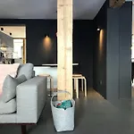 Kwt 山林小屋 *