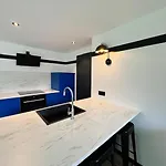 Kwt 山林小屋 *