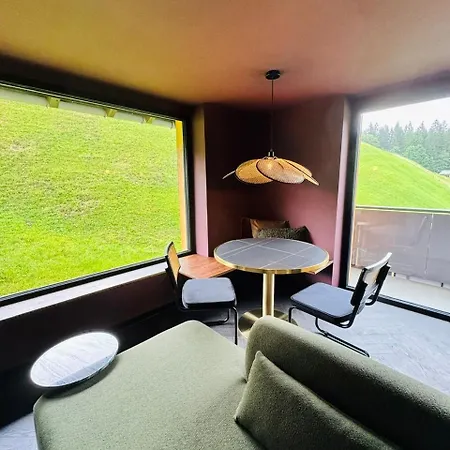 Kwt Lodge *