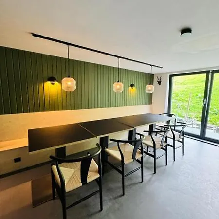 Kwt Lodge *