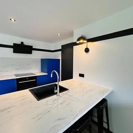Kwt Lodge *